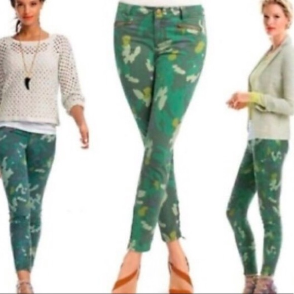 CAbi Denim - CAbi Clover Camo  Skinny Ankle Jeans Size 6